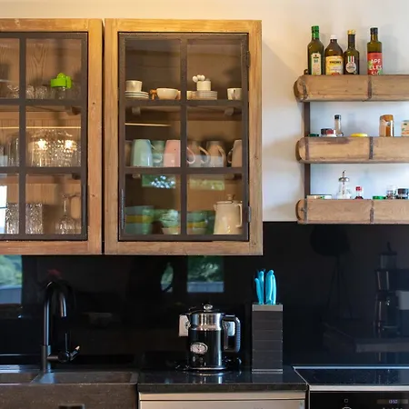 Daire Sanssouci Whg. Stylekuste Mit Kamin Und Whirpool