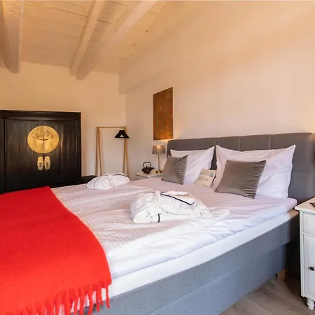 Sanssouci Whg. Stylekuste Mit Kamin Und Whirpool