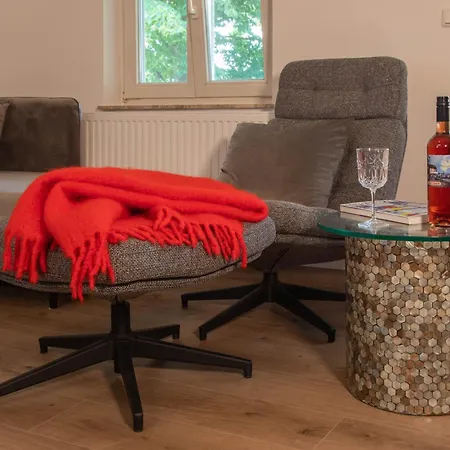 Appartamento Sanssouci Whg. Stylekuste Mit Kamin Und Whirpool *